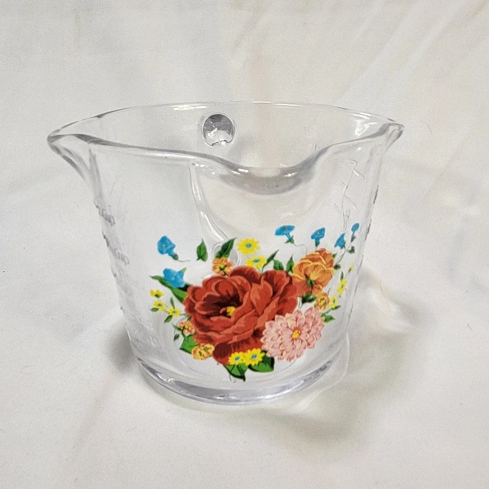 Pioneer Woman Glass Measuring Cup Pint Triple Pour Spout 2 Cup Sweet Rose Flower